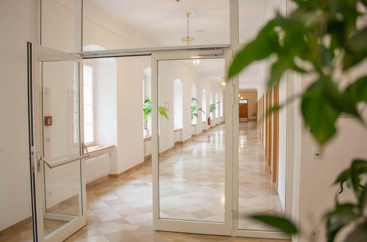Gaestehaus St. Georg - Weltenburger Klosterbetriebe Gmbh Kelheim Exteriör bild