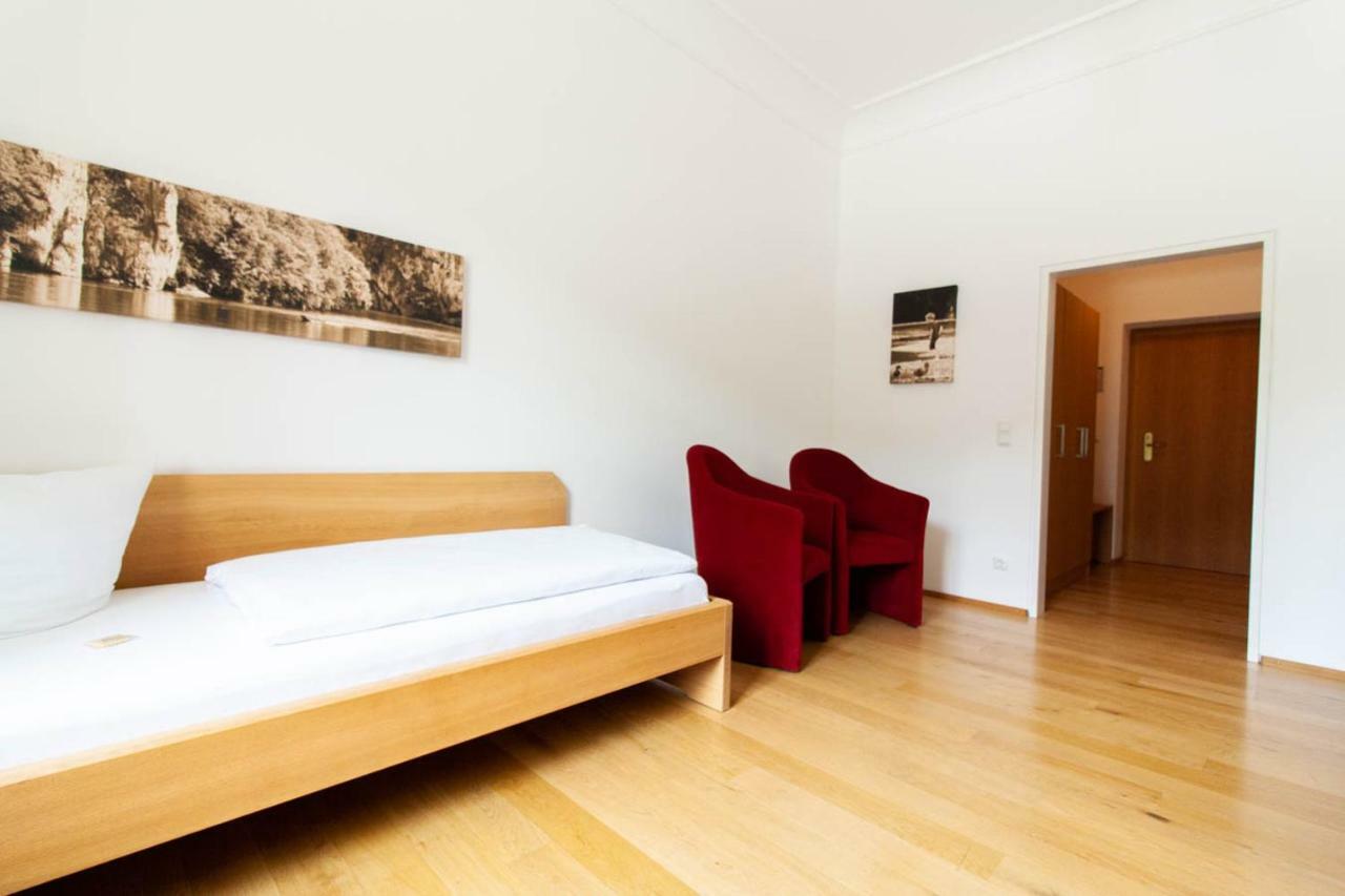 Gaestehaus St. Georg - Weltenburger Klosterbetriebe Gmbh Kelheim Exteriör bild